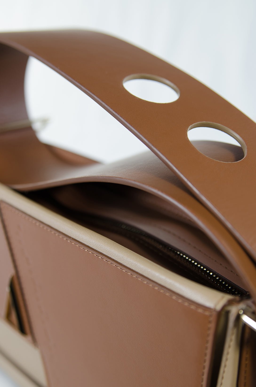 Dry Nuts "The Lift" in NAPPA Calfskin leather - Monte Sharp